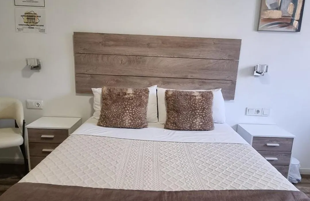 Hostal Olozaga-1